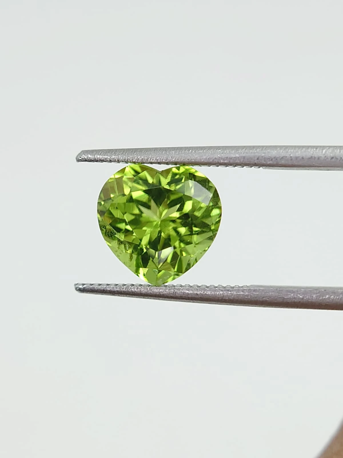 3.09ct Natural Stunning Peridot Heart Cut From Pakistan — view 3
